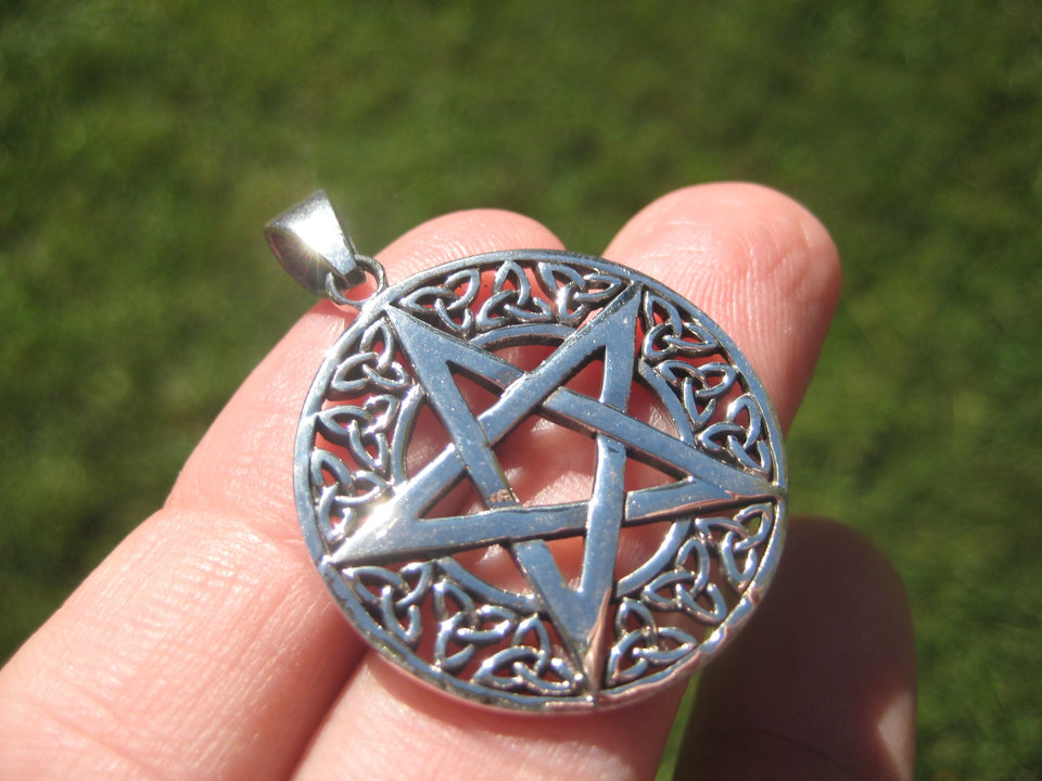 925 Silver Pentagram Pentacle Pendant  A2744