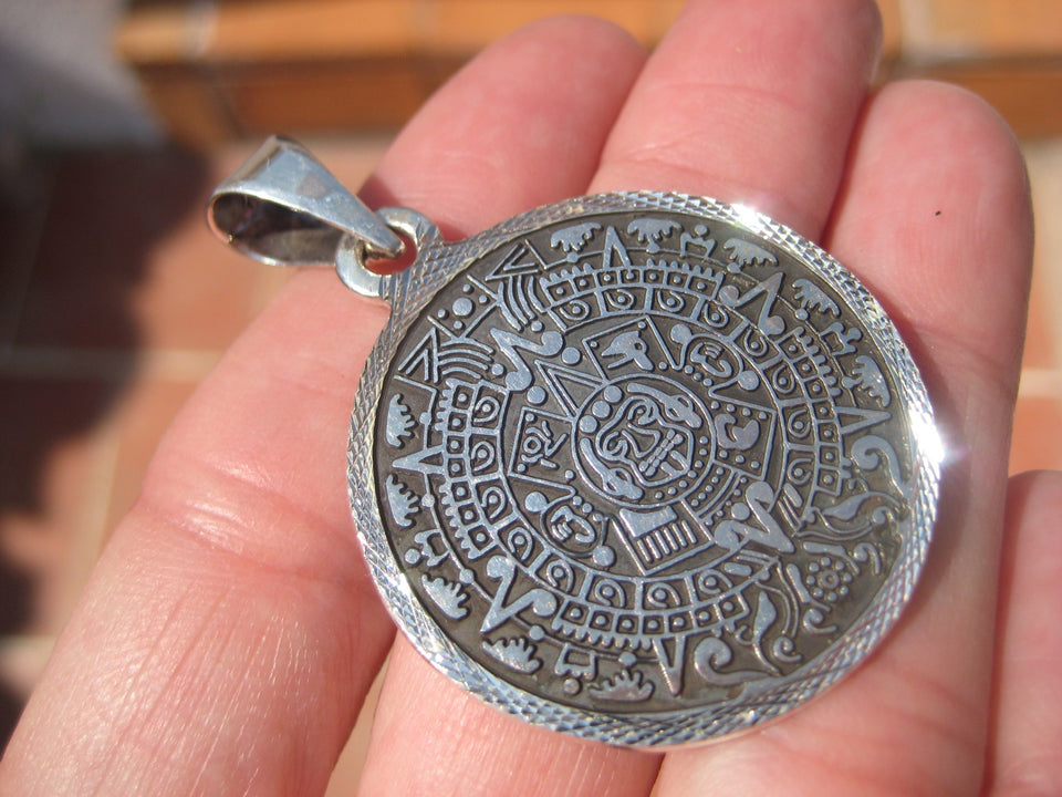 925 Silver Mayan Calendar Pendant Necklace Taxco Mexico A28648