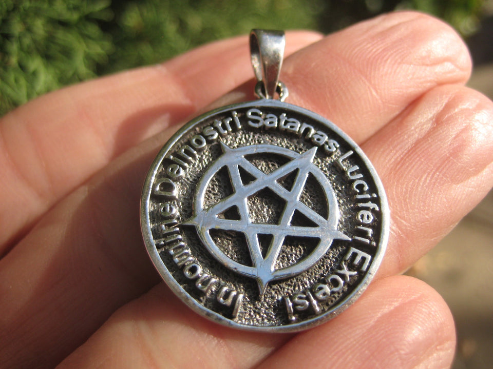 925 silver Inverted Pentagram Satanic Pendant Necklace Thailand Jewelry A346