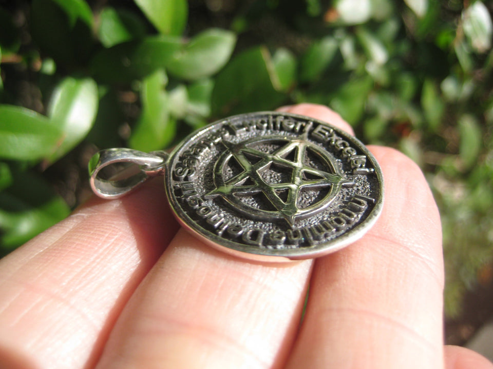 925 silver Inverted Pentagram Satanic Pendant Necklace Thailand Jewelry A346
