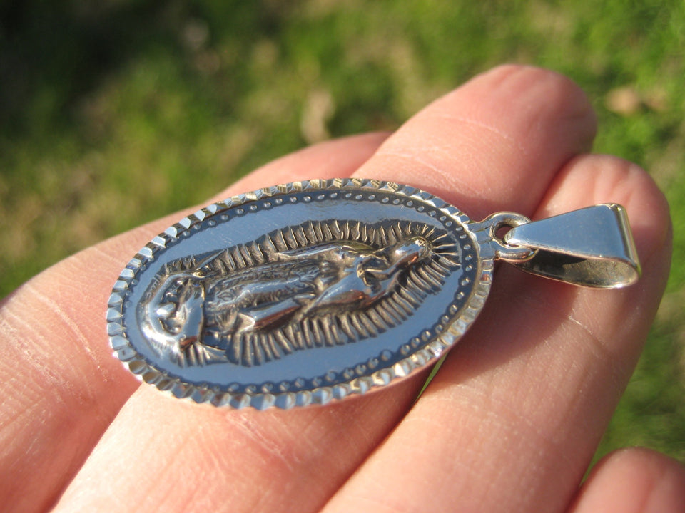925 Silver Virgin Saint Guadalupe Pendant Taxco Mexico N3766