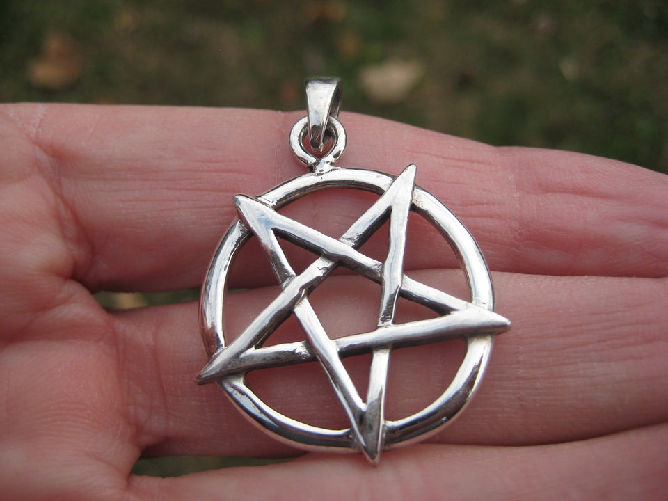 925 Silver Inverted Pentagram Pendant Thailand A3844