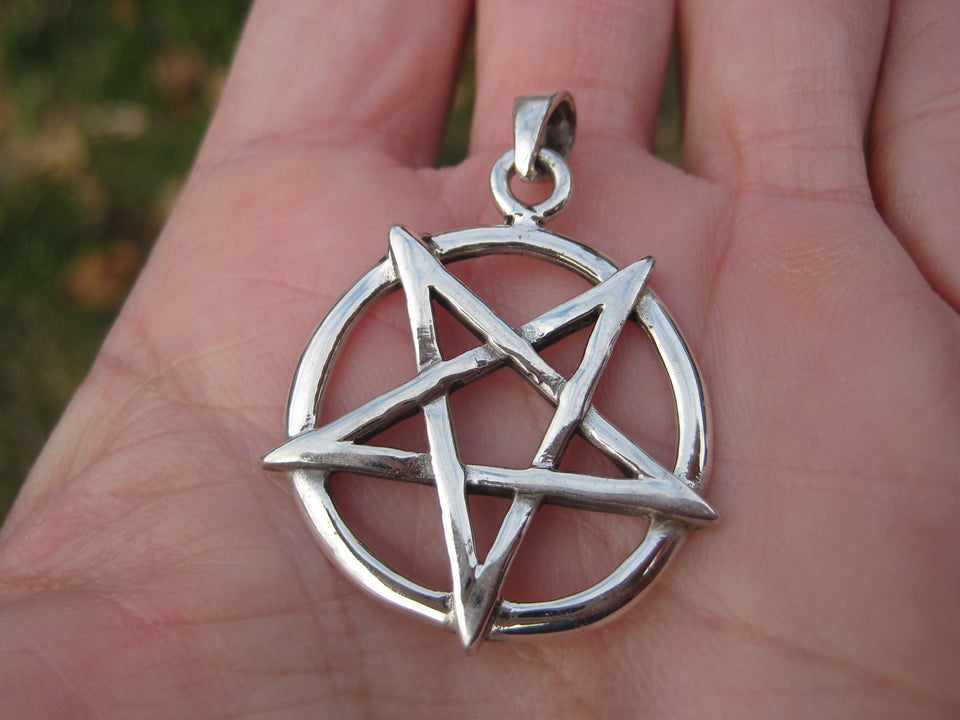 925 Silver Inverted Pentagram Pendant Thailand A3844