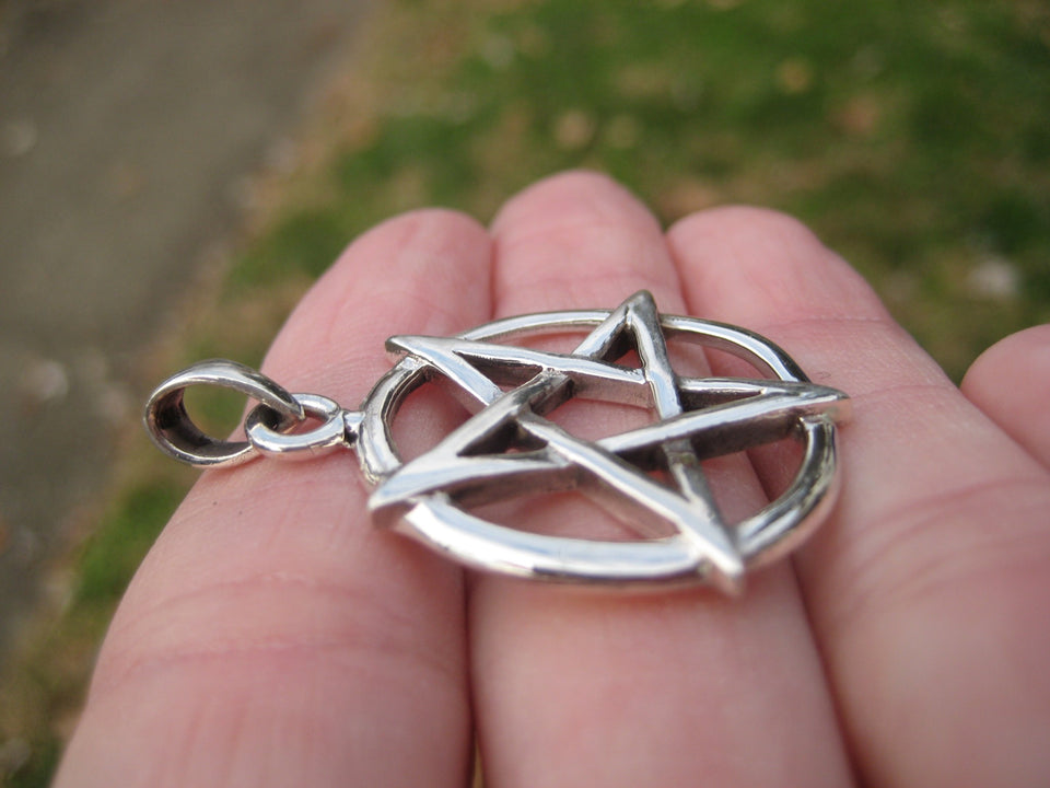925 Silver Inverted Pentagram Pendant Thailand A3844