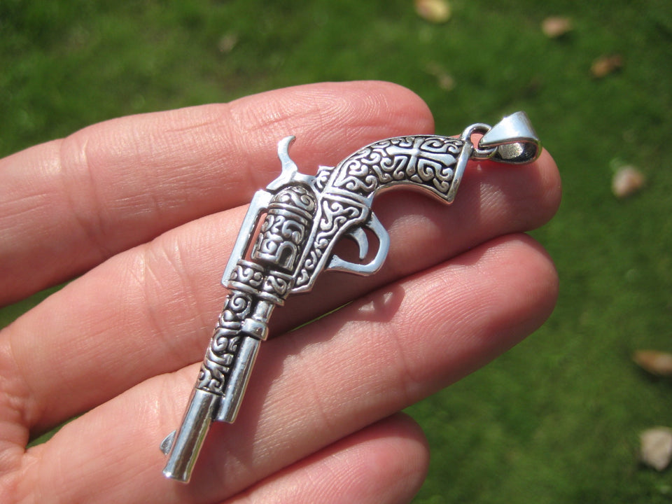 925 Fancy Silver Gun Revolver Pendant Pentacle necklace jewelry Art A20