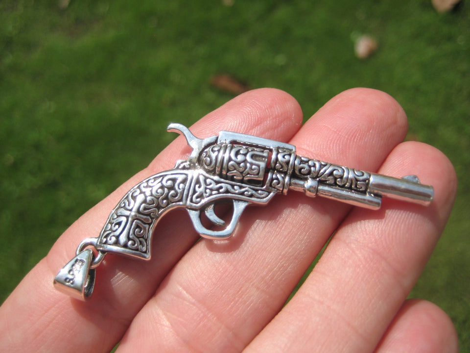 925 Fancy Silver Gun Revolver Pendant Pentacle necklace jewelry Art A20