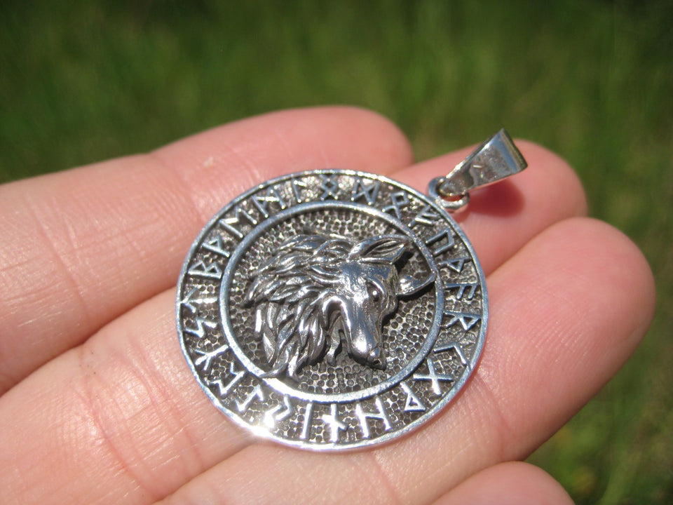 925 Silver Celtic Viking Norse Runes Wolf Pendant Necklace A18