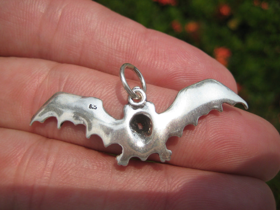 925 Silver Cute Bat  ( Vampire  Bat ) Pendant Necklace A11