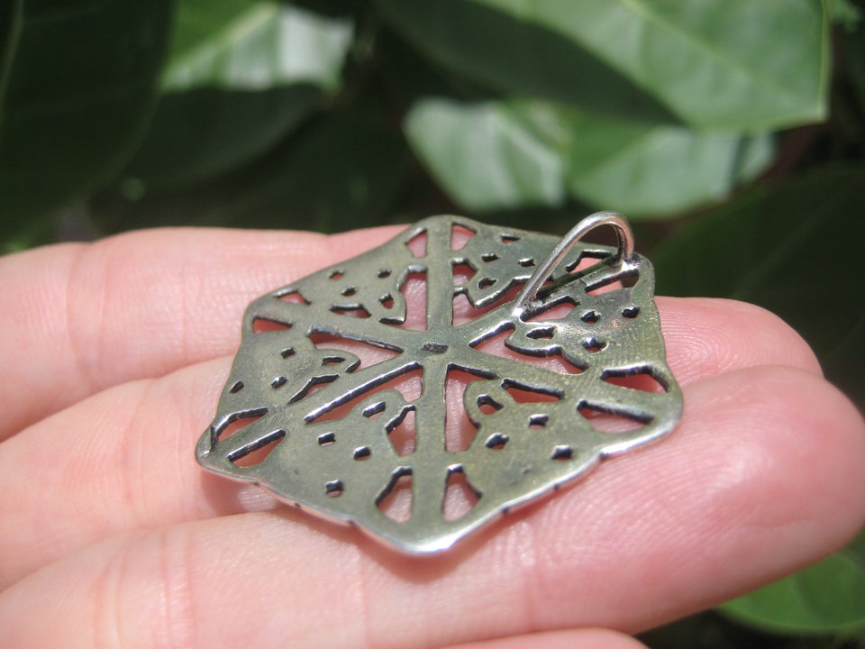 Large 925 Silver Celtic knot Flower Style  Pendant Thailand Jewelry  Art