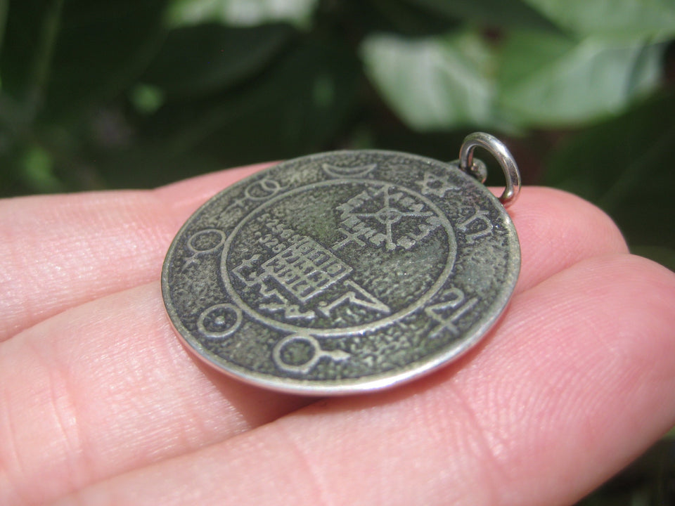 925 Silver Ancient Greek Astronomical Zodiac Planetary symbols  Pendant A8