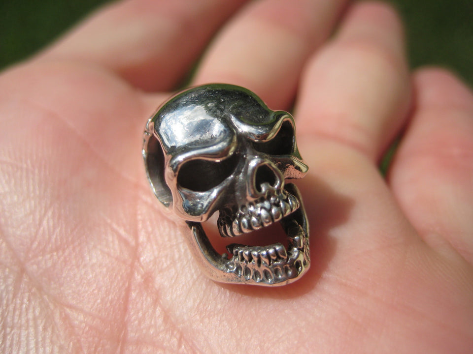 925 Silver Skull Missing Tooth Pendant Necklace A2842