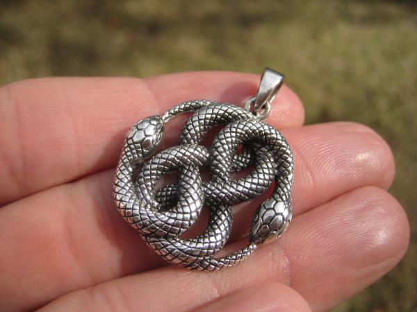 925 Silver Snake Pendant Necklace A30