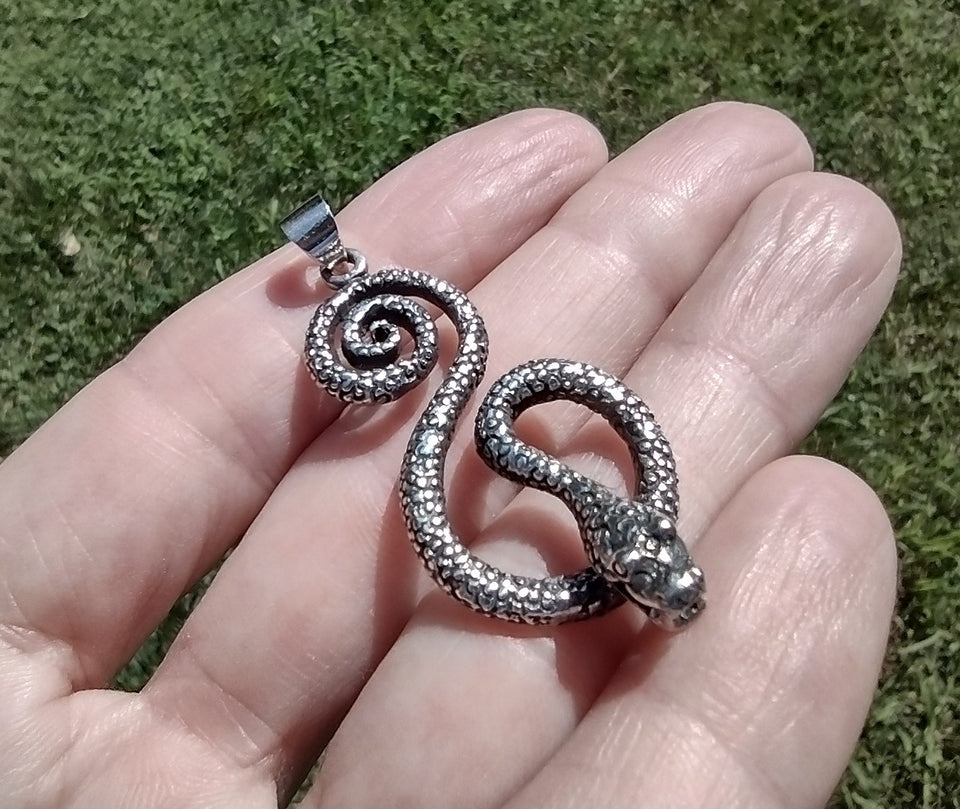 925 Sterling Silver Snake Pendant Necklace