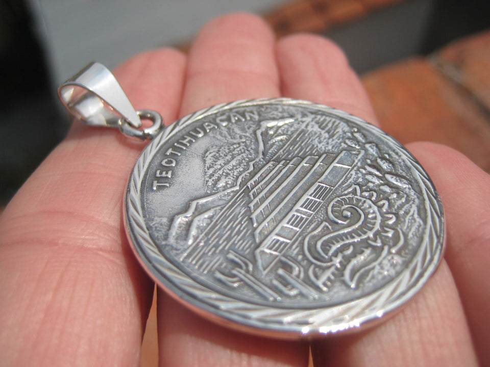 Large 925 Silver Mayan Calendar Pyramid Pendant Taxco Mexico A2748