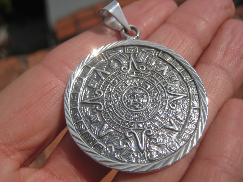 925 Silver Mayan Calendar Pyramid Sun Moon Pendant Taxco Mexico A2757