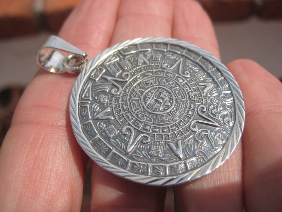 Large 925 Silver Mayan Calendar Pyramid Pendant Taxco Mexico A2748