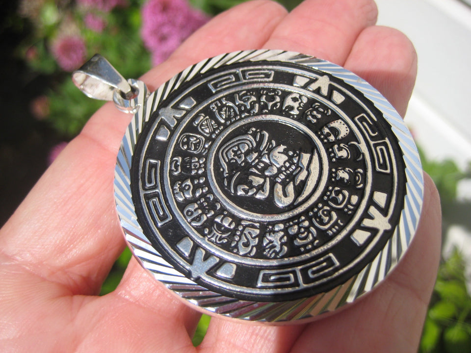 Large 950 Silver Mayan Calendar Pendant Necklace Taxco Mexico A8343