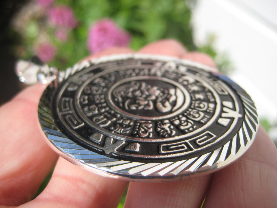 Large 950 Silver Mayan Calendar Pendant Necklace Taxco Mexico A8343