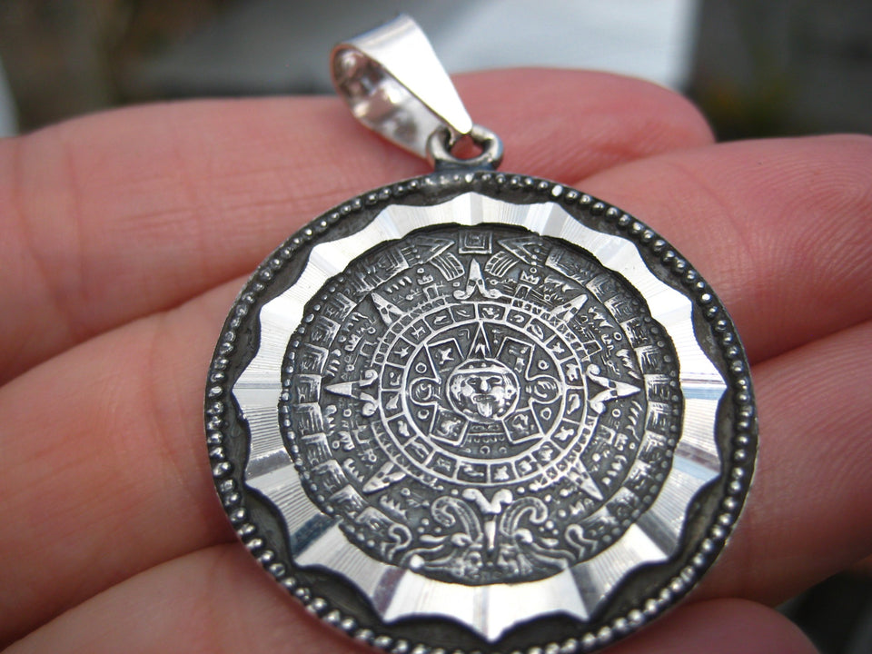925 Silver Mayan Aztec God Mayan Calendar Pendant Necklace Taxco Mexico A7041