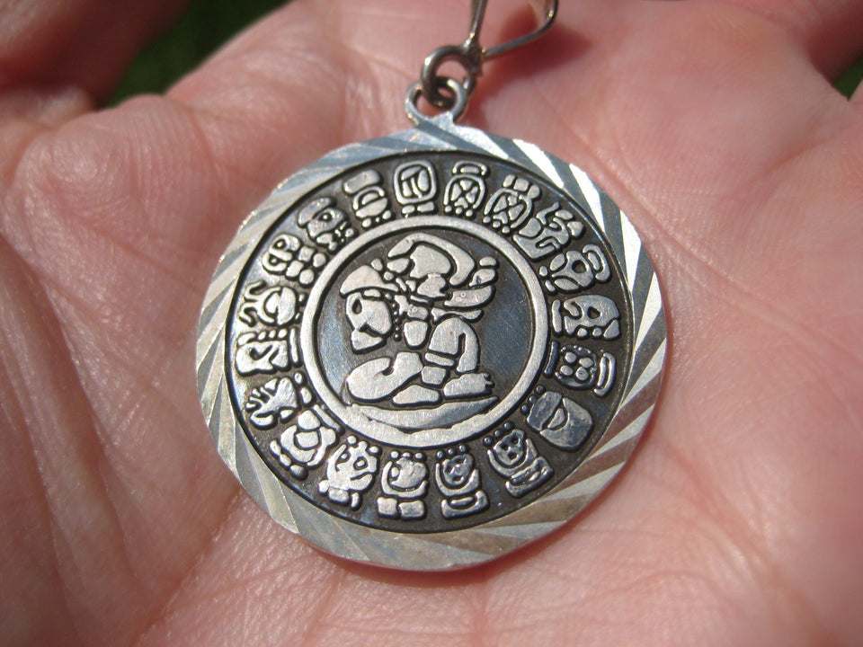 950 Silver Mayan Calendar Pendant Taxco Mexico A63352