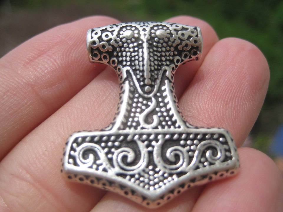 925 Silver Viking Mjolnir Mjolhner Ravin Hammer of Thor Pendant A27