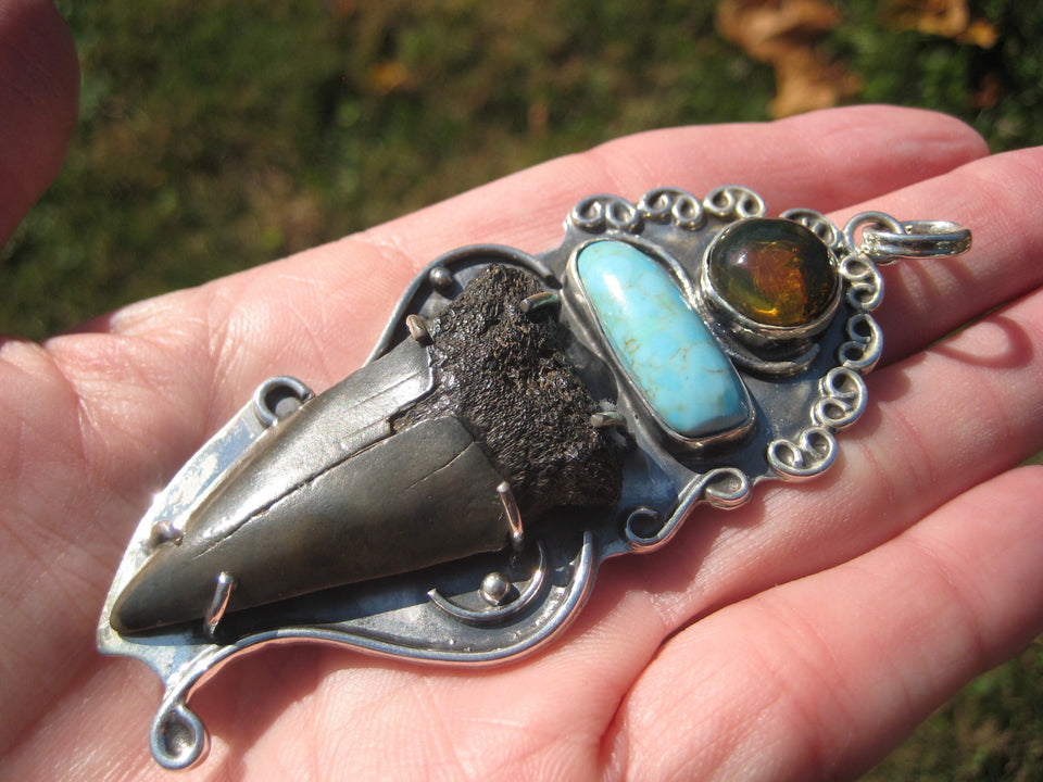 925 Silver Natural Megalodon Fossil Tooth Arizona Turquoise  Pendant Taxco A4476