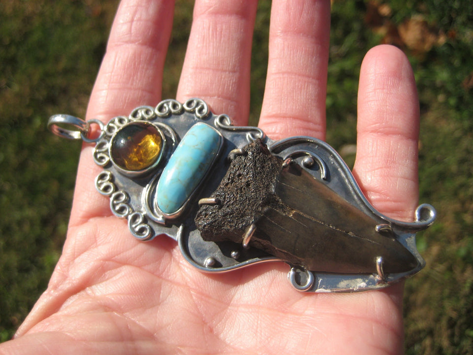 925 Silver Natural Megalodon Fossil Tooth Arizona Turquoise  Pendant Taxco A4476