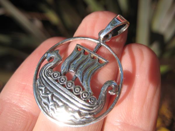 925 silver Norse viking ship boat pendant necklace  A14
