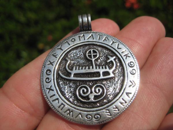 Large 925 Sterling Silver Viking Norse Boat Ship Runes pendant
