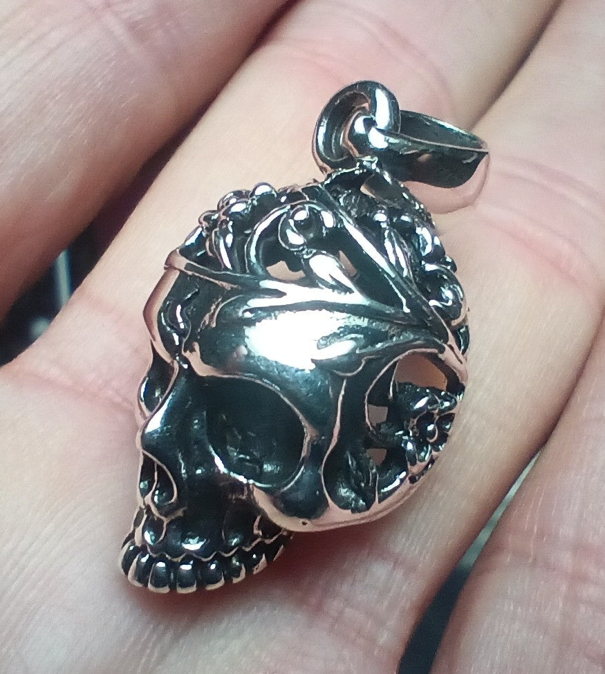 925 sterling silver skull pendant CH22