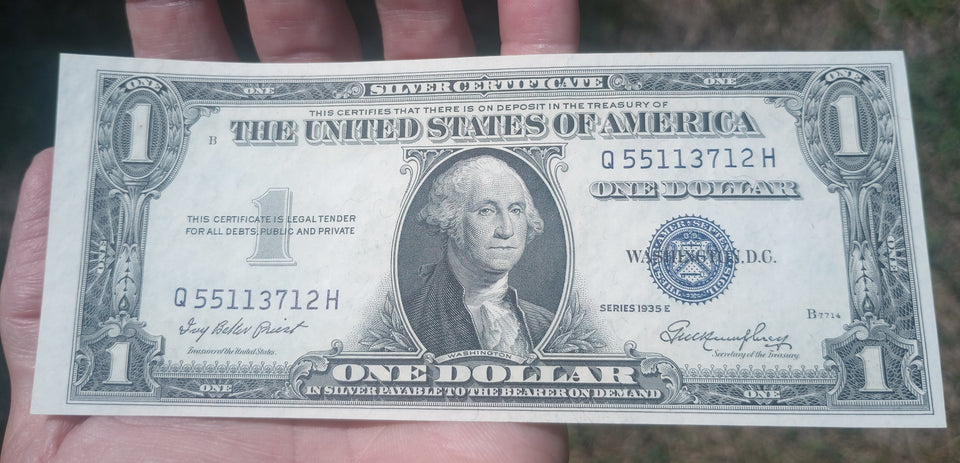 1935 One Dollar Bill Series E Silver Certificate Very Good Condition