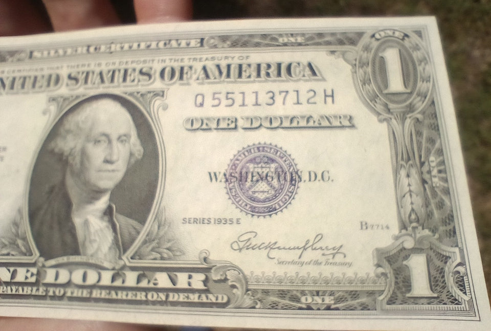 1935 One Dollar Bill Series E Silver Certificate Very Good Condition