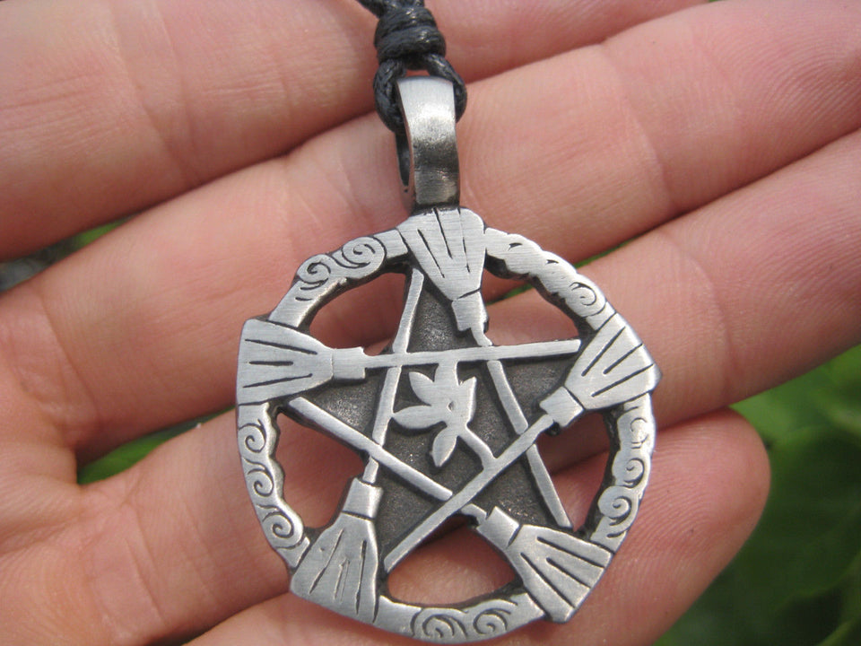 Metal Pewter Pentagram Pentacle Witch Broomstick Pendant Necklace