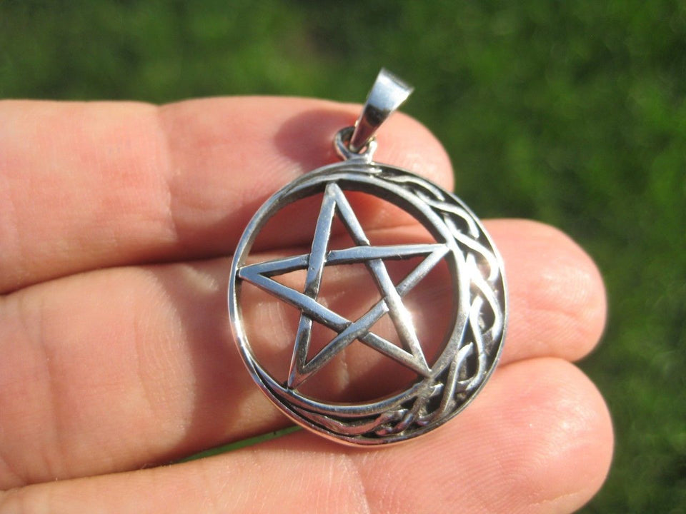925 Sterling Silver Star and Moon Wicca Pentagram Pendant Necklace A35