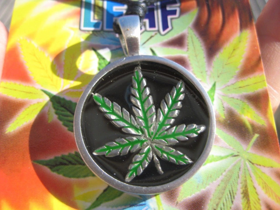 Metal Pewter Marijuana Leaf Ganja Hemp Pendant Necklace A37