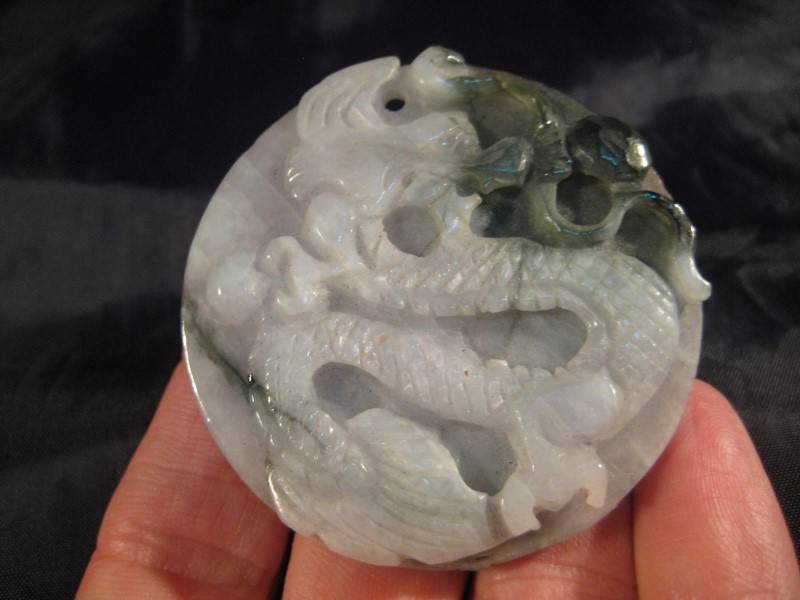 Natural  Jade dragon stone mineral Carving pendant amulet A12