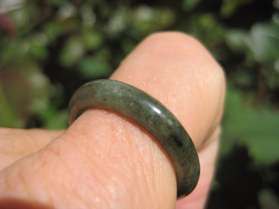 Large Natural Grade A  Jadeite Jade ring stone carving  Size 9.5 US  A1035