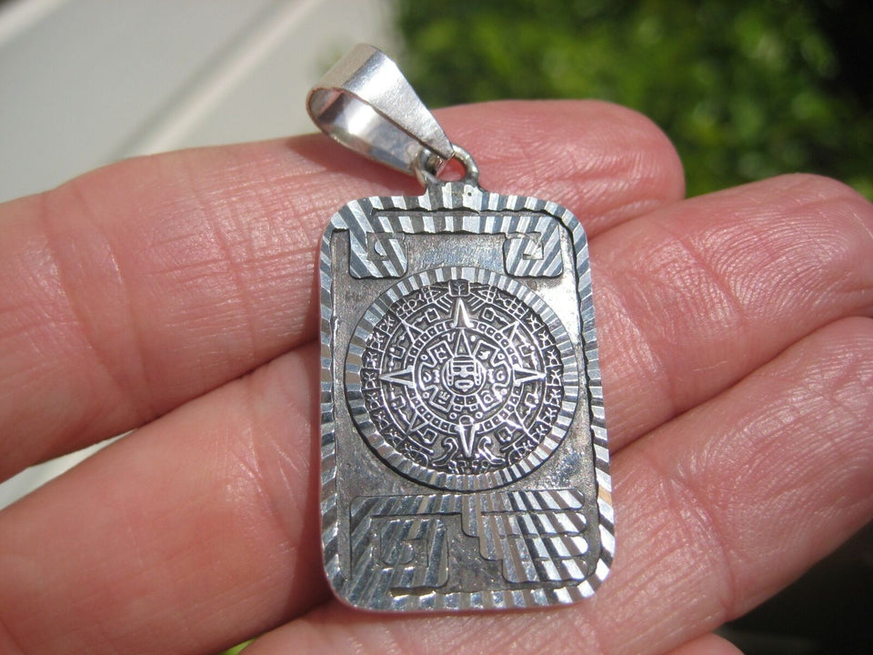 930 Silver Mayan Calendar Pendant Necklace Taxco Mexico A93878
