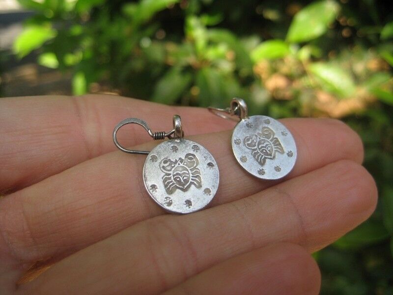 925 to 999 pure Northern Hill Tribe silver crab earrings earring N2744