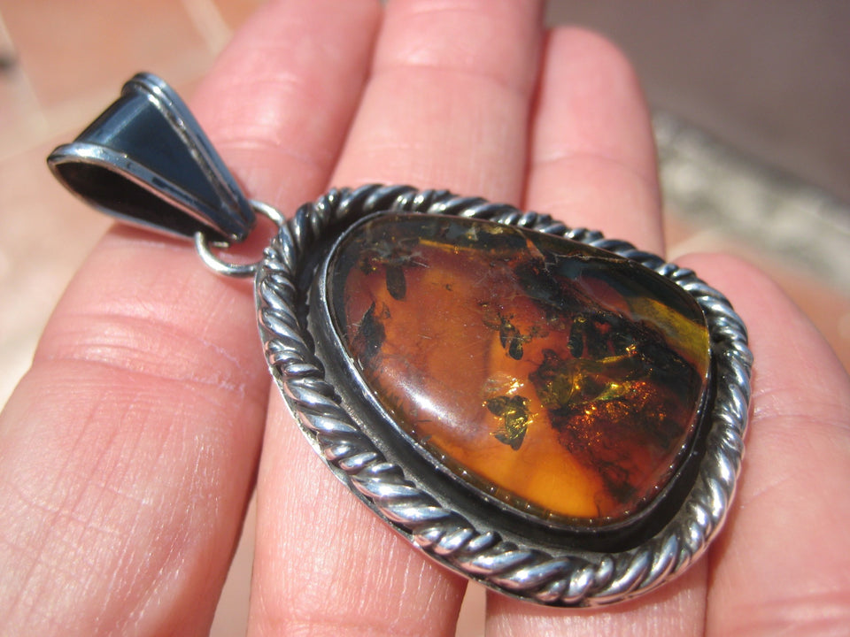 925 Silver amber Chiapas pendant necklace, Taxco, Mexico A2943