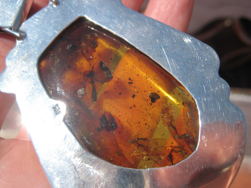 925 Silver Natural Chiapas Amber Australian Opal insect four flying ants A26433