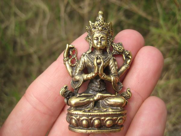 Avalokiteshvara Bodhisattva Buddhist Deity Statue