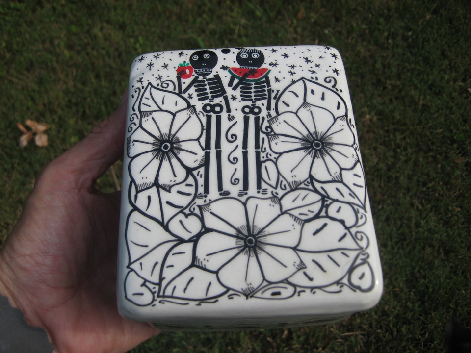 Large Ceramic Skeleton Jewelry Box Day of the Dead A8339