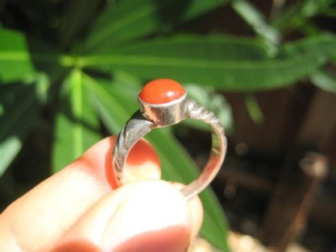 925 Silver Tibetan Coral Ring Nepal Jewelry Size 7.5 AN 3822