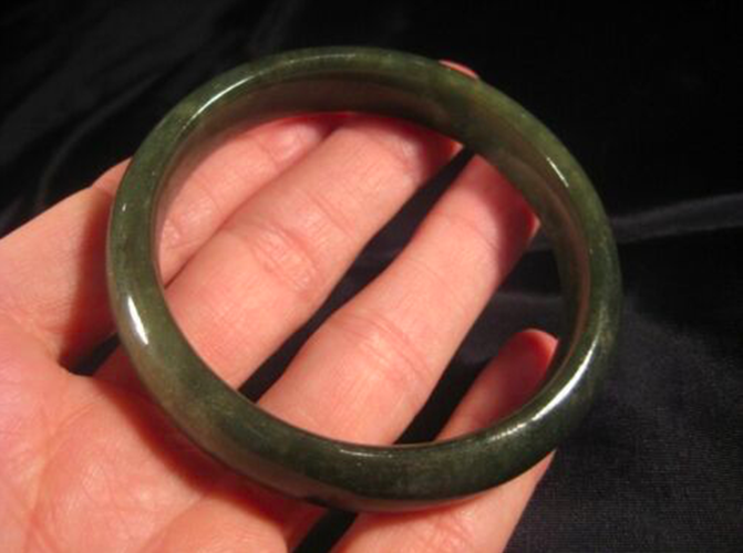 Natural Green Jadeite Jade mineral Bangle bracelet AN244
