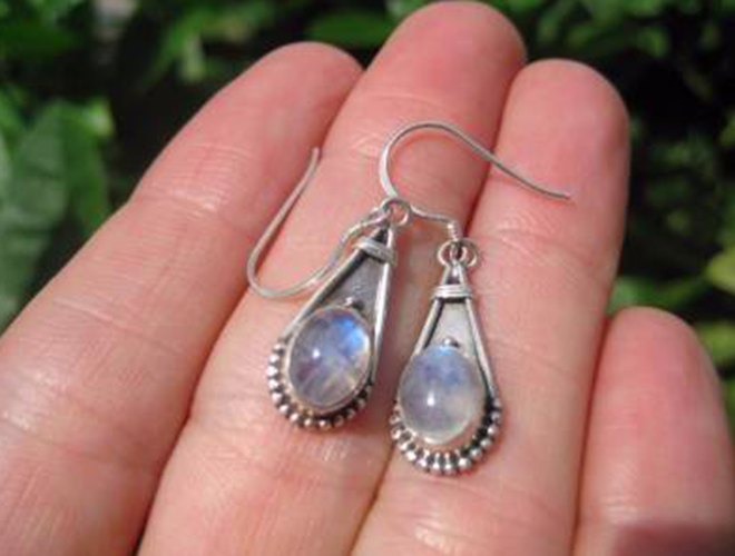 925 Silver Moonstone pair Earrings Earring jewelry Nepal himalayan art A6