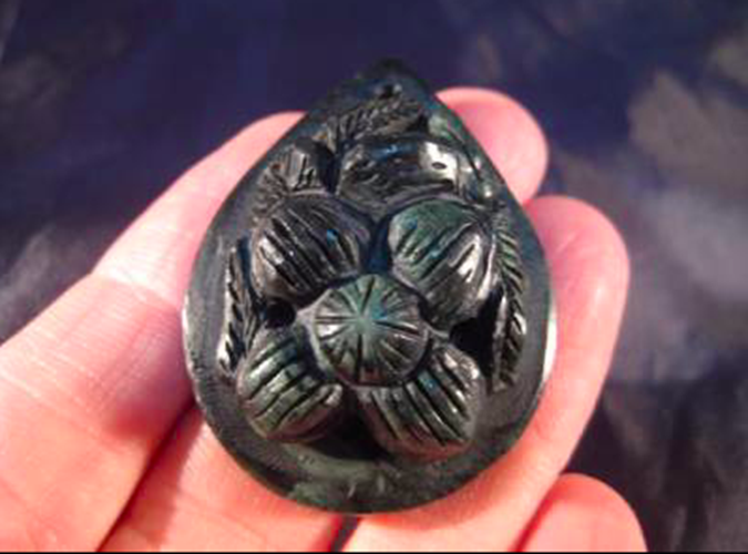 Natural Black Jade Flower stone rock mineral Carving pendant Amulet AN42