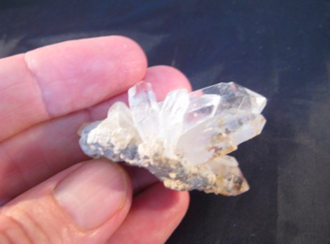 Natural Quartz stone mineral rock crystal matrix Afghanistan specimen T A11