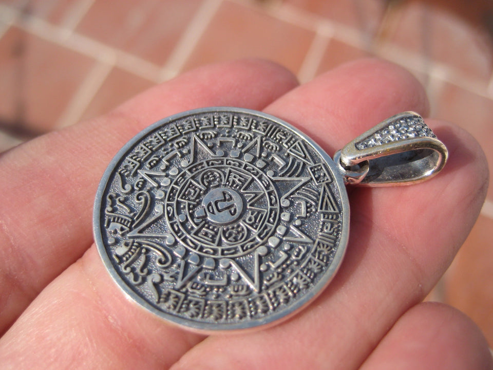 925 Silver Mayan Calendar Taxco Mexico  Double Sided A82673