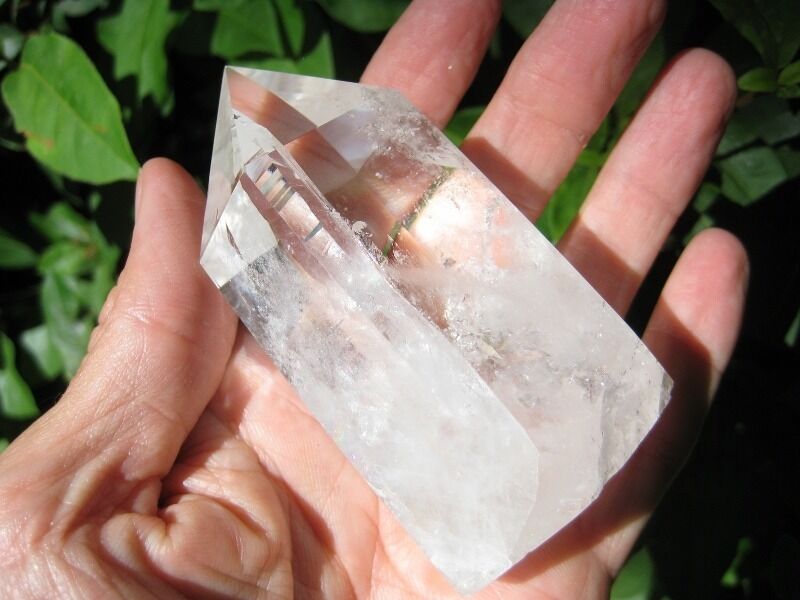 Natural Quartz Crystal point Mineral stone art carving statue China A3